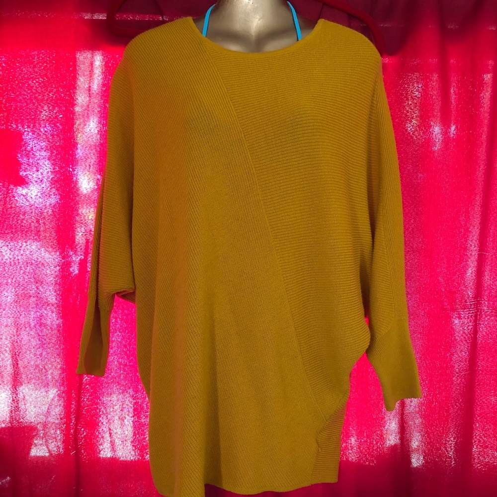 Beautiful mustard seed yellow sweater.